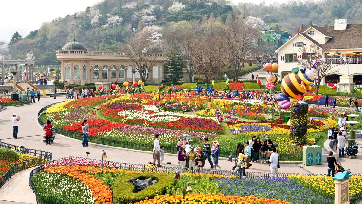 Du Lịch Hàn quốc: Seoul - Everland- Làng cổ Bukchon Hanok - Đảo Nami